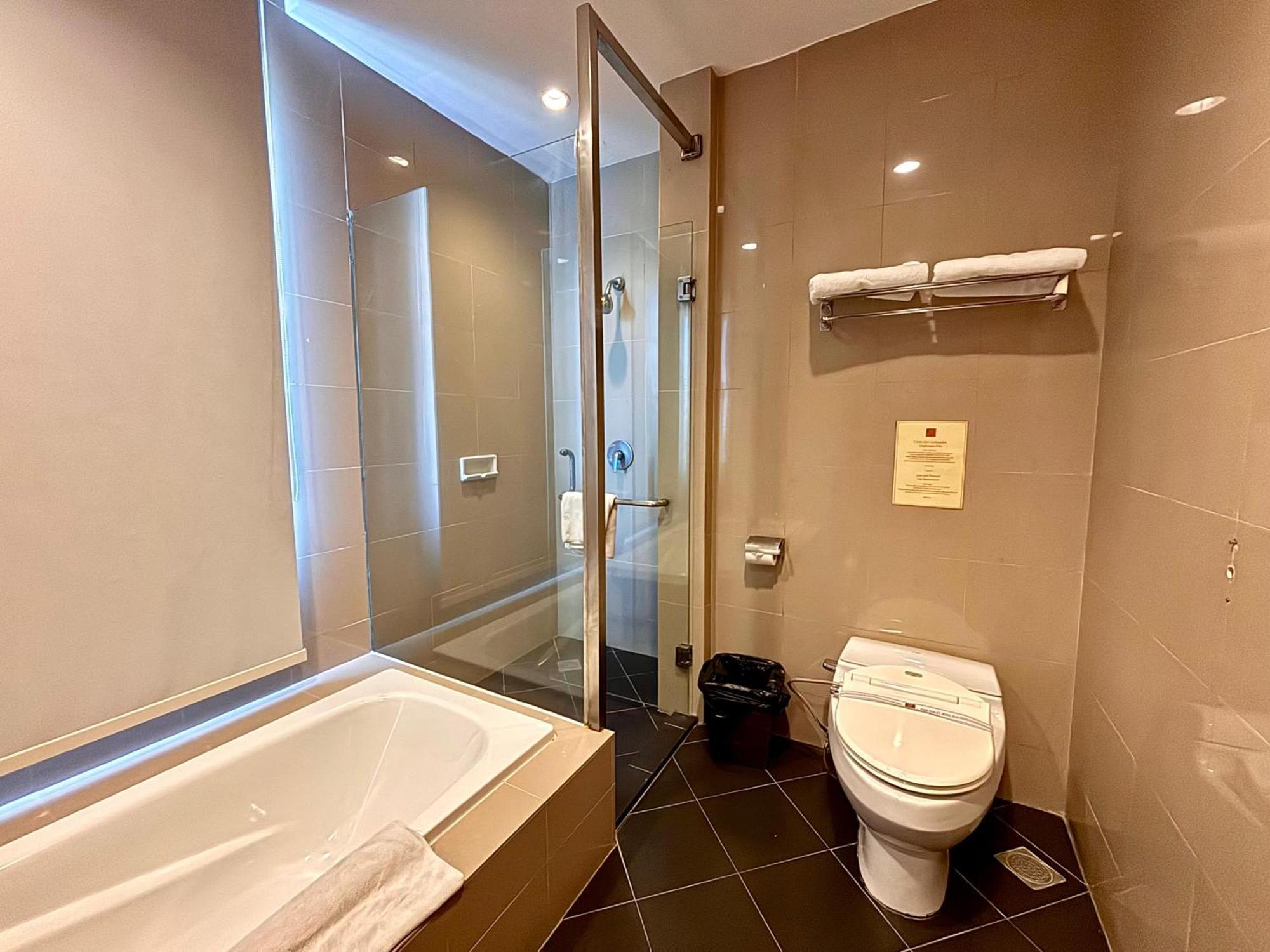 Manado Quality Hotel Buitenkant foto