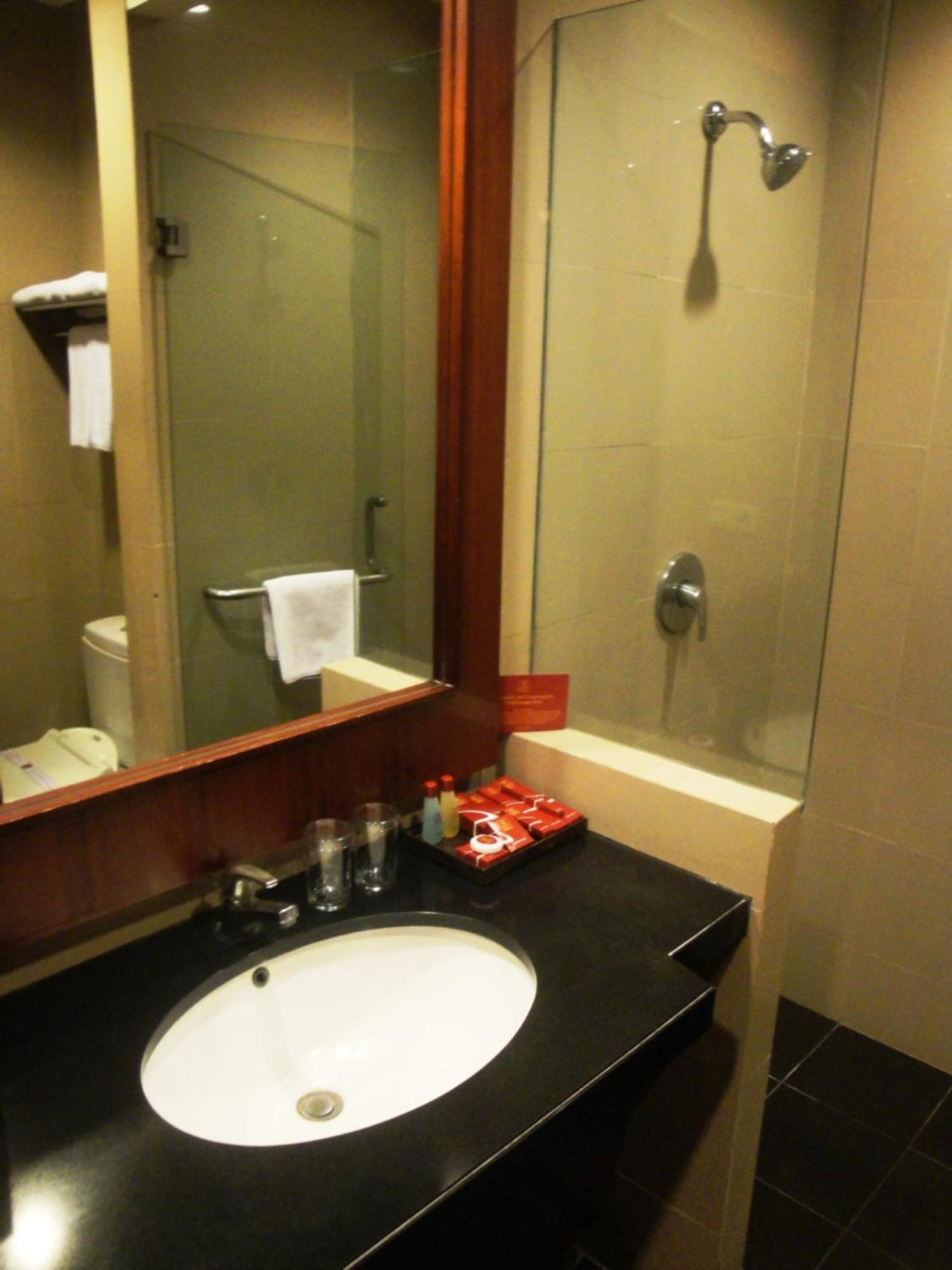 Manado Quality Hotel Kamer foto